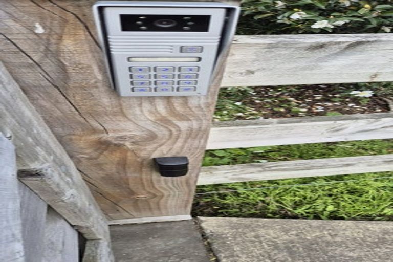 Photo of property in 13 Downer Access Road, Kaukapakapa, 0873