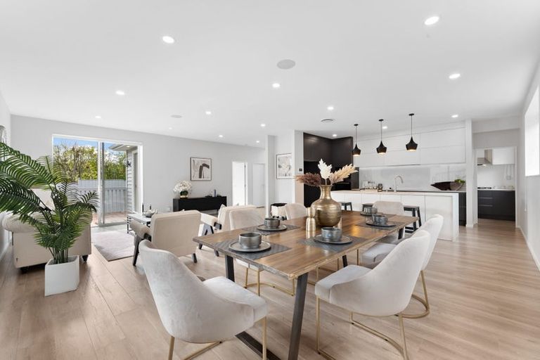 Photo of property in 6c Seaview Road, Milford, Auckland, 0620