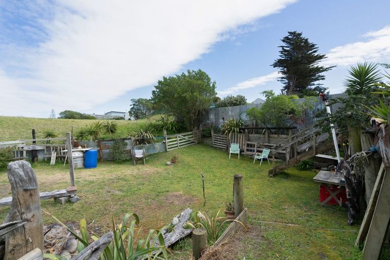 Photo of property in 643 Waitarere Beach Road, Waitarere Beach, Levin, 5510