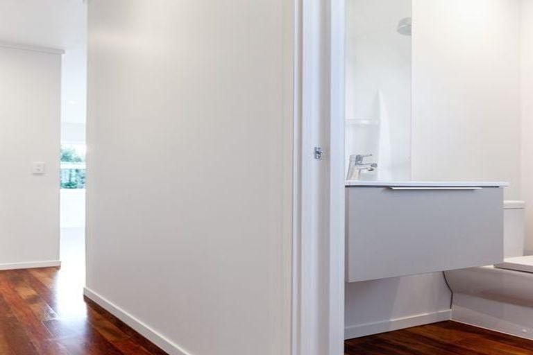 Photo of property in 1/17 Waipa Street, Birkenhead, Auckland, 0626