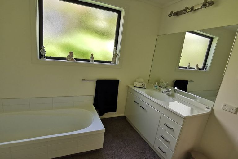 Photo of property in 711 Highgate, Maori Hill, Dunedin, 9010