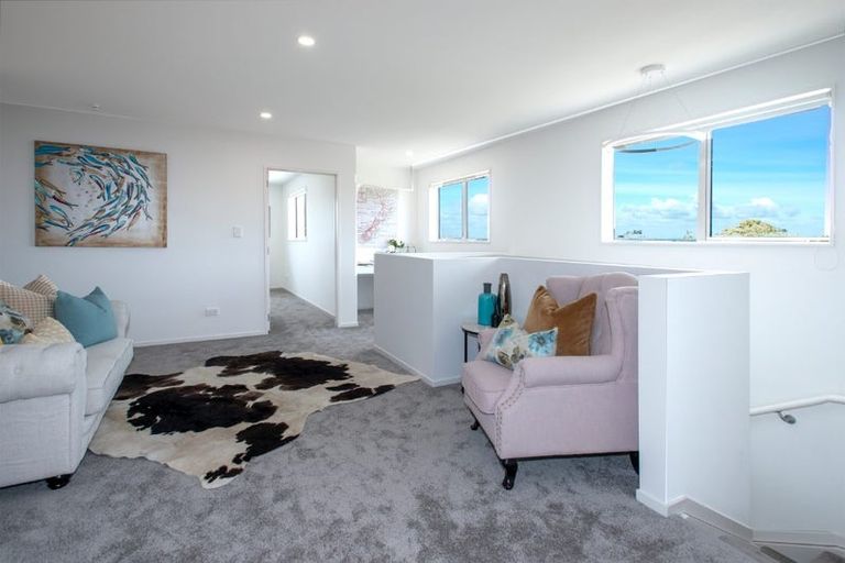 Photo of property in 30b Coniston Avenue, Te Atatu South, Auckland, 0610