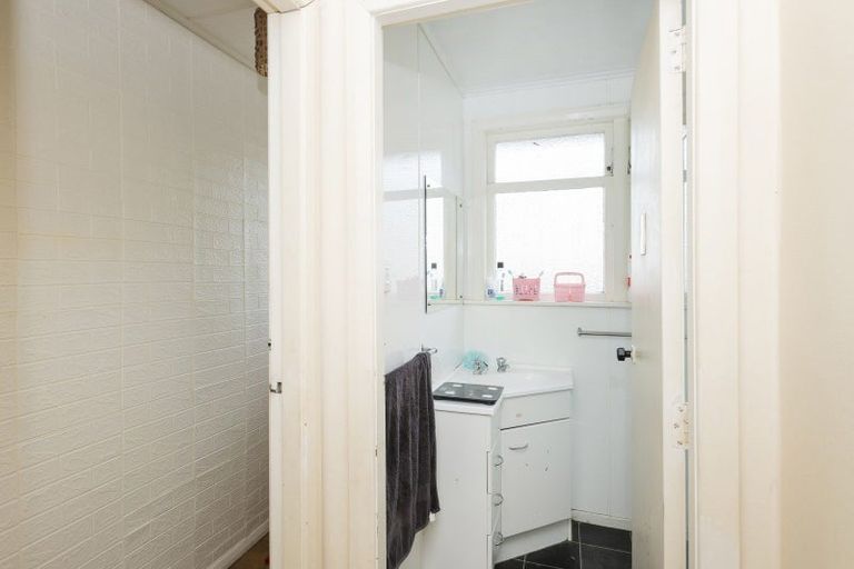 Photo of property in 33 Glasgow Crescent, Kaiti, Gisborne, 4010