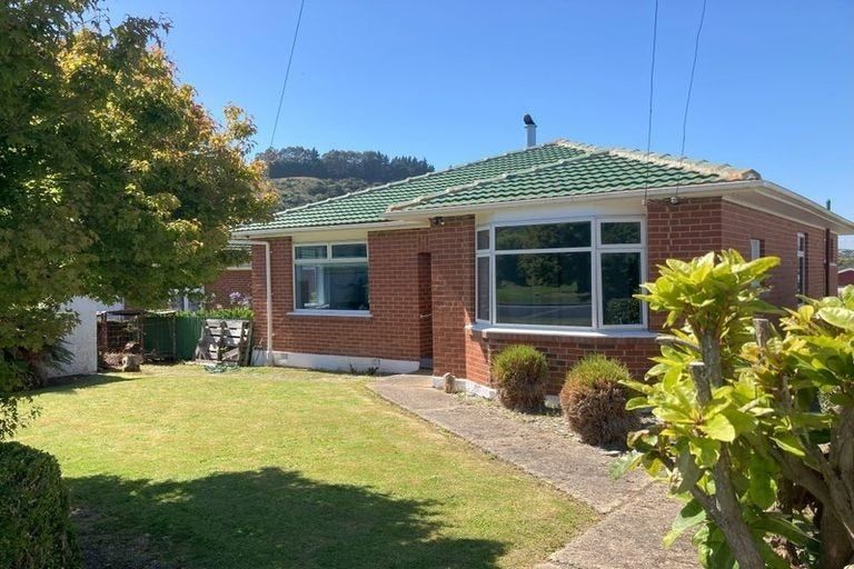 Photo of property in 28 Hugh Street, Sawyers Bay, Port Chalmers, 9023