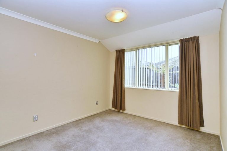 Photo of property in 30 Kapiti Street, Parklands, Christchurch, 8083