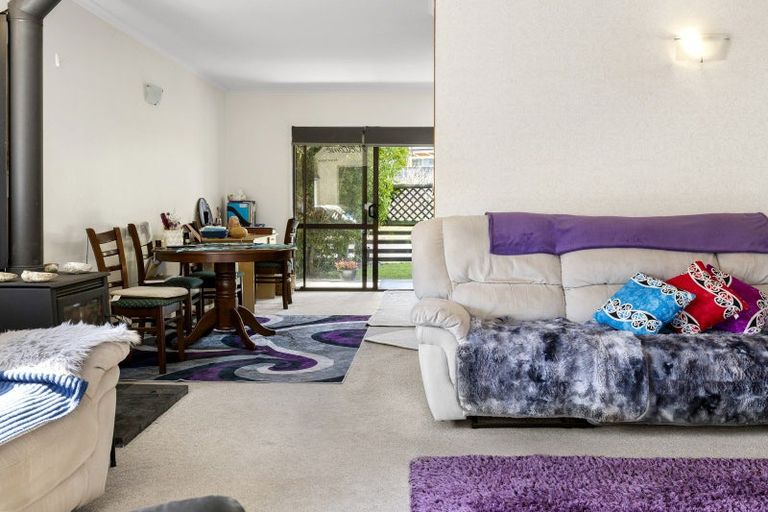 Photo of property in 1/19 Chesham Avenue, Waipahihi, Taupo, 3330