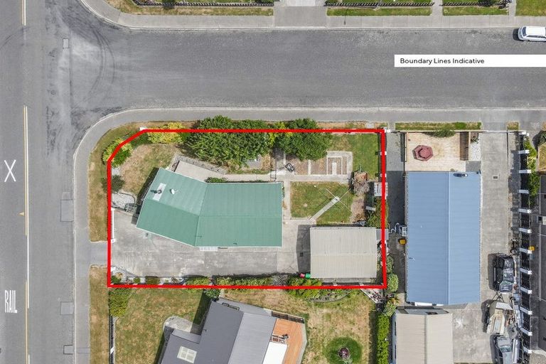 Photo of property in 66 Renfrew Street, Waikiwi, Invercargill, 9810