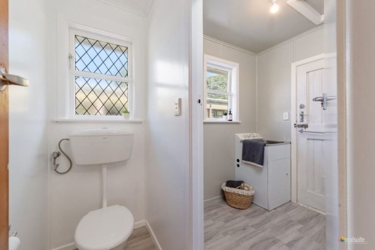 Photo of property in 50 Black Beech Street, Birchville, Upper Hutt, 5018