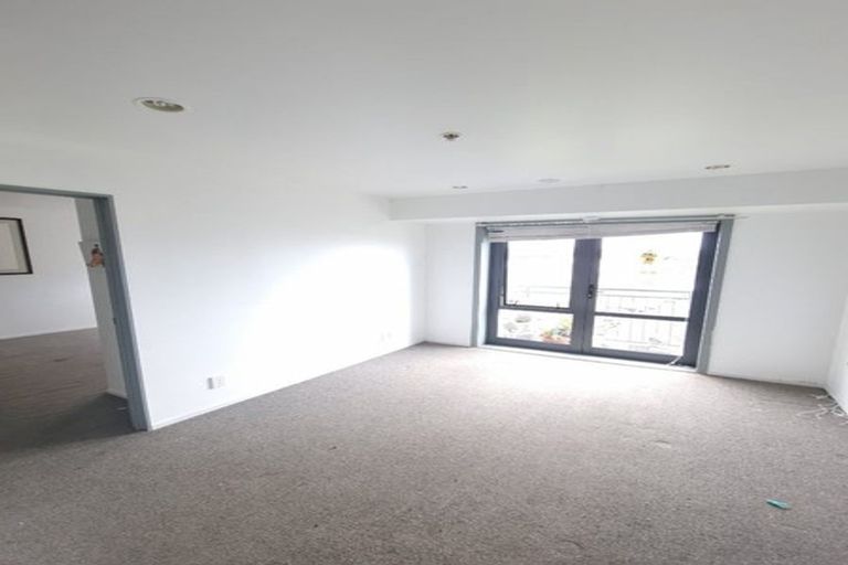 Photo of property in 4b/10 Crown Lynn Place, New Lynn, Auckland, 0600