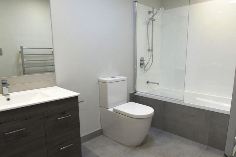 Photo of property in 18 Walter Merton Road, Hobsonville, Auckland, 0616