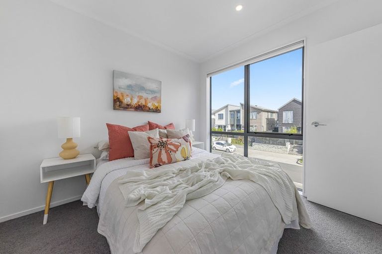 Photo of property in 13 Tarakoi Road, Hobsonville, Auckland, 0616
