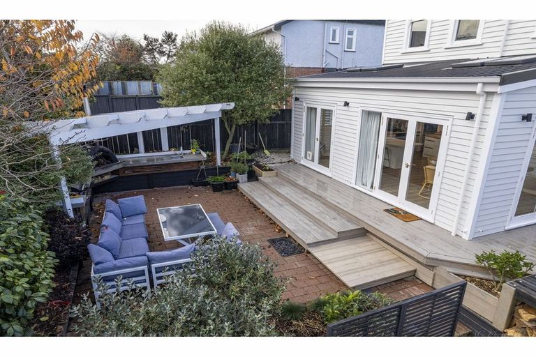 Photo of property in 10 Te Weka Street, Maori Hill, Timaru, 7910