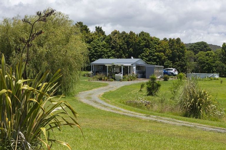 Photo of property in 1767 State Highway 10, Totara North, Kaeo, 0494