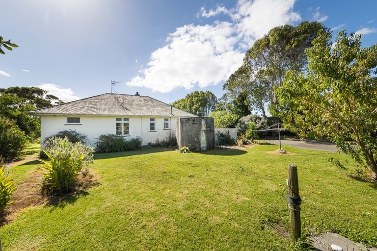 Photo of property in 1369 Tangimoana Road, Tangimoana, Palmerston North, 4473