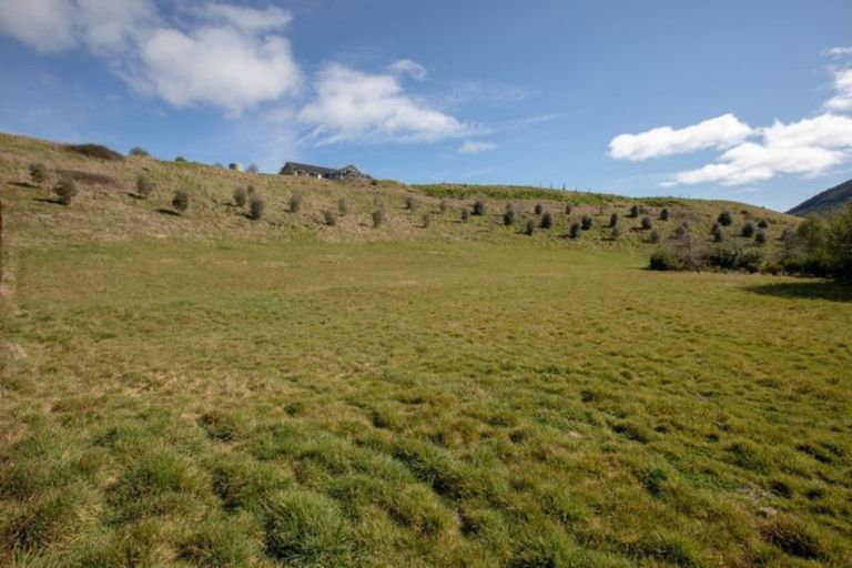 Photo of property in 19 Rangitukua Drive, Kuratau, Turangi, 3381