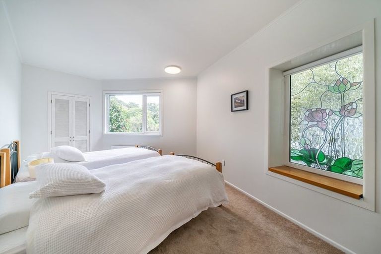 Photo of property in 39 Kotari Road, Days Bay, Lower Hutt, 5013