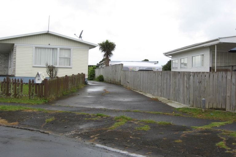 Photo of property in 15 Duke Avenue, Pukekohe, 2120