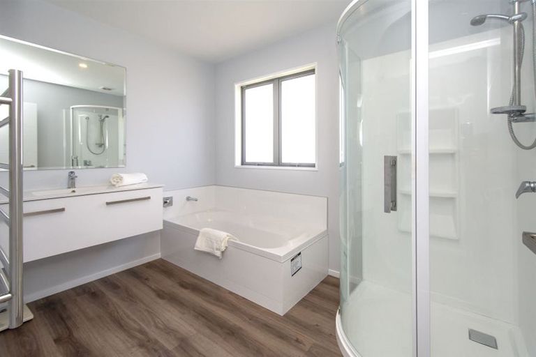 Photo of property in 39 Hardy Street, New Brighton, Christchurch, 8061