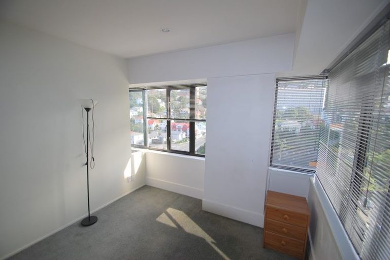 Photo of property in St Peters Apartments, 9e/192 Willis Street, Te Aro, Wellington, 6011