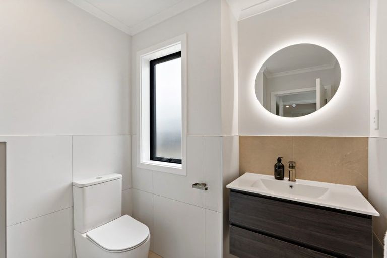 Photo of property in 3 Yozin Road, Swanson, 0612