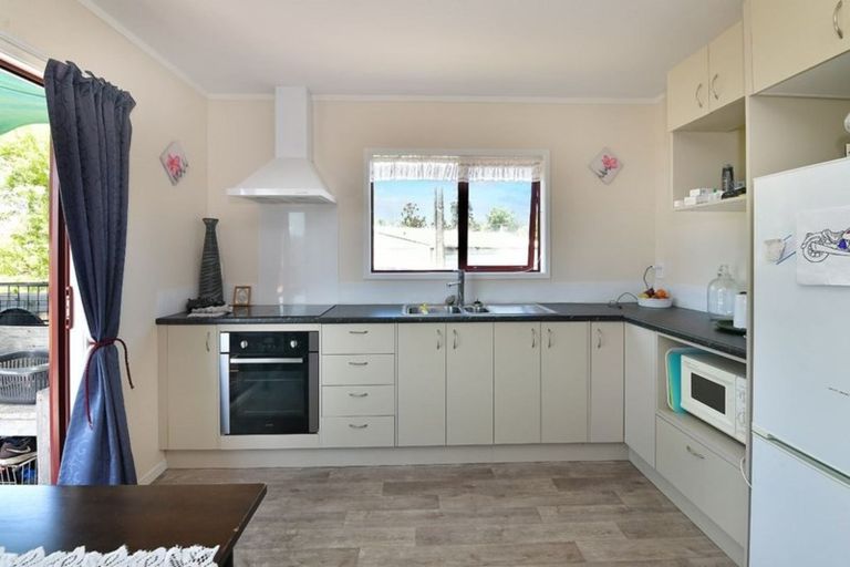 Photo of property in 200 Parkhurst Road, Parakai, 0830