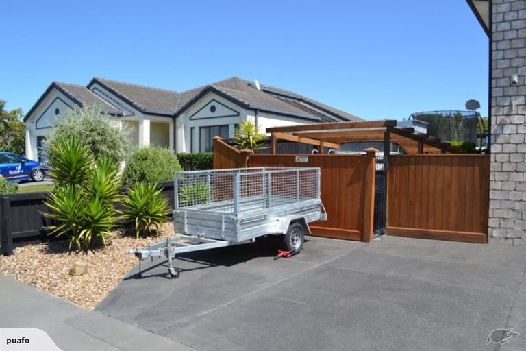 Photo of property in 41 Puhara Avenue, Parklands, Christchurch, 8083