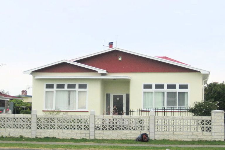 Photo of property in 84 Gloucester Street, Greenmeadows, Napier, 4112