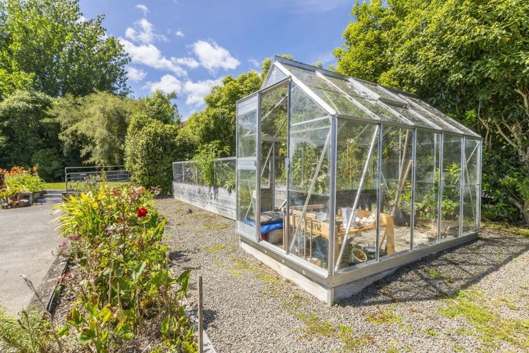 Photo of property in 45 Mahaki Road, Nikau Valley, Paraparaumu, 5032