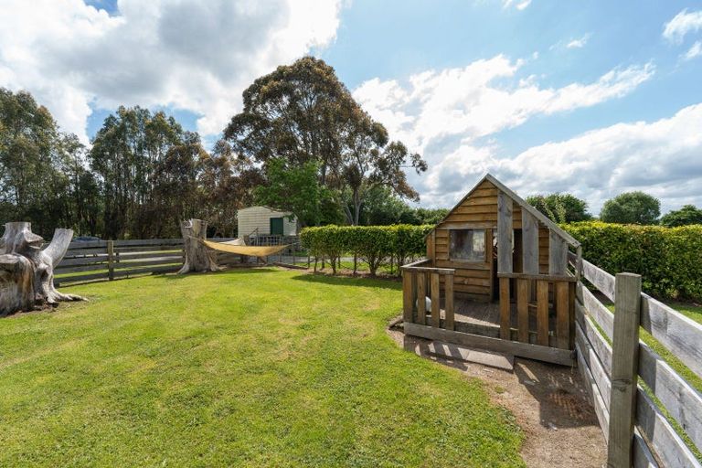 Photo of property in 986 Halcombe Road, Halcombe, Feilding, 4779