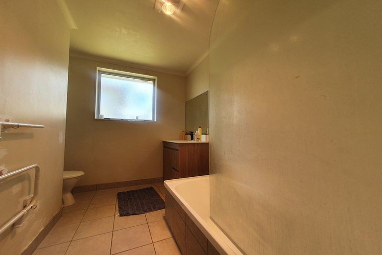 Photo of property in 3a Margarita Rise, Pukekohe, 2120