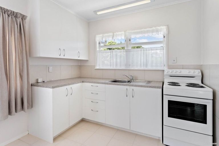 Photo of property in 134 Te Atatu Road, Te Atatu South, Auckland, 0610