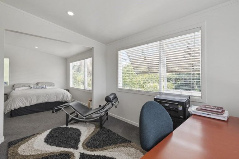 Photo of property in 94 Castor Bay Road, Castor Bay, Auckland, 0620
