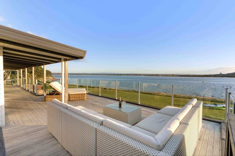 Photo of property in 690 Pukehina Parade, Pukehina, Te Puke, 3189