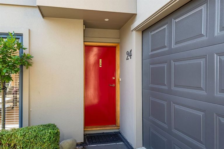 Photo of property in 24 Courtenay Street, St Albans, Christchurch, 8014