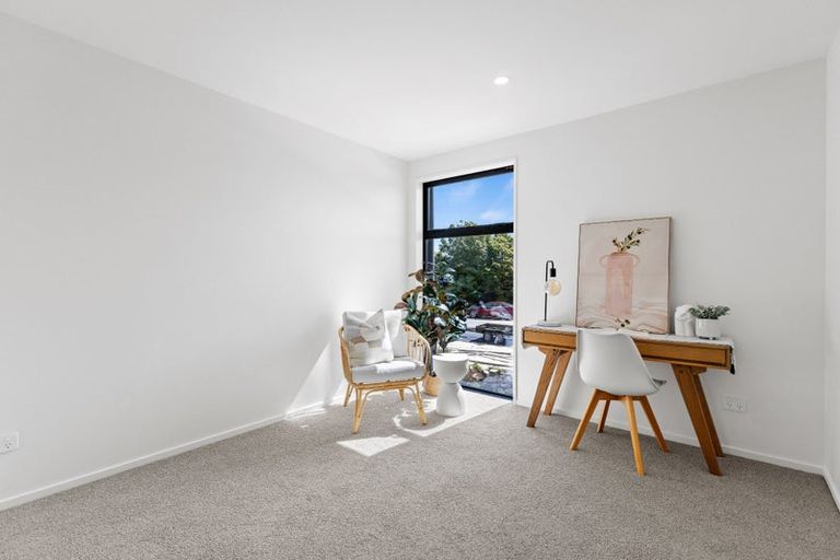 Photo of property in 27 Eccles Place, Halswell, 8025