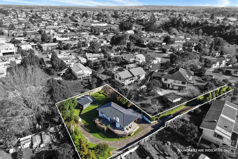 Photo of property in 22 Landview Road, Parkvale, Tauranga, 3112