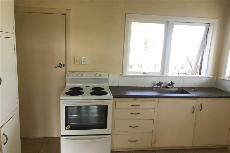 Photo of property in 3/11 Arcadia Crescent, Bayview, Auckland, 0629