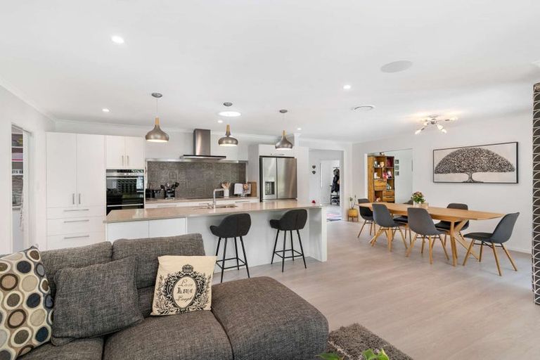 Photo of property in 2g Country Club Lane, Waiuku, 2123