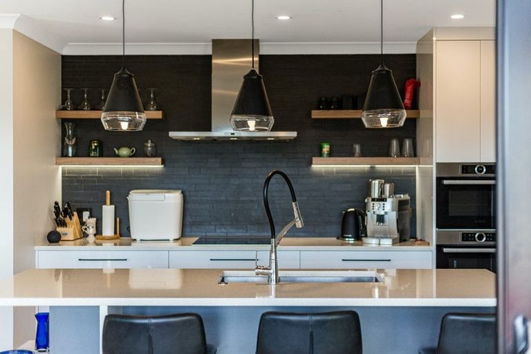 Photo of property in 66 Endeavour Drive, Whitby, Porirua, 5024