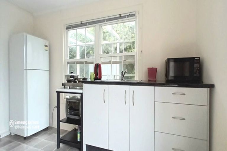 Photo of property in 2/14 Walter Street, Hauraki, Auckland, 0622