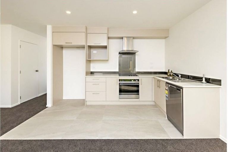 Photo of property in 114 Joseph Street, Flat Bush, Auckland, 2019
