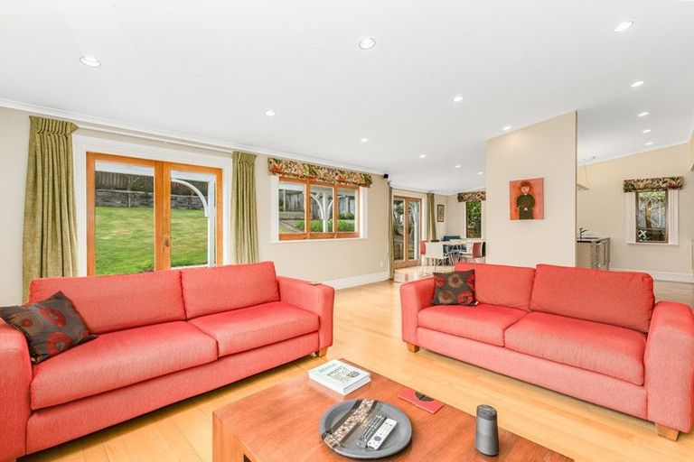 Photo of property in 12 Woburn Road, Northland, Wellington, 6012