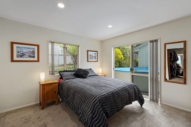 Photo of property in 3 Rifleman Rise, Unsworth Heights, Auckland, 0632