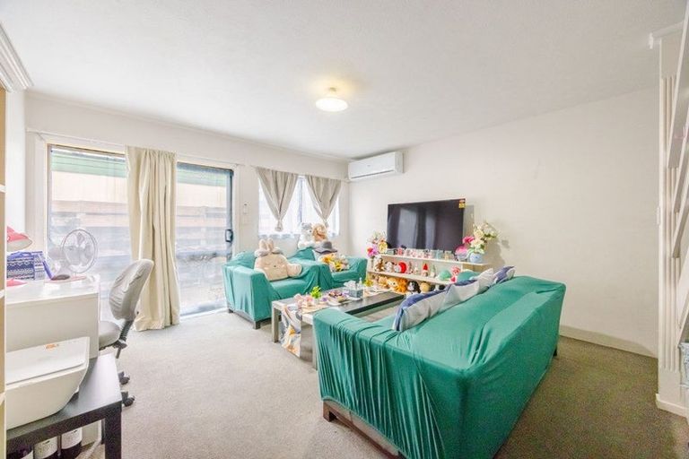 Photo of property in 5/702 Grays Road, Mahora, Hastings, 4120