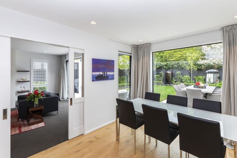 Photo of property in 27b Bryndwr Road, Fendalton, Christchurch, 8052