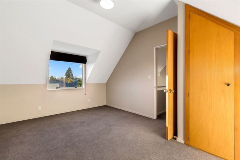 Photo of property in 1/19 Waitikiri Drive, Parklands, Christchurch, 8083