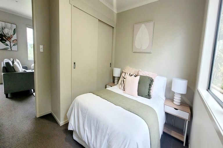 Photo of property in 36 Beach Road, Onerahi, Whangarei, 0110