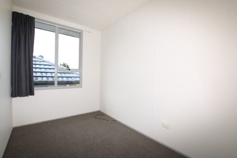 Photo of property in 17 Maywood Crescent, Glen Eden, Auckland, 0602