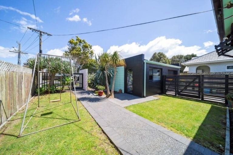 Photo of property in 51 Fitzroy Road, Fitzroy, New Plymouth, 4312