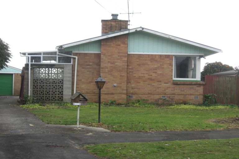 Photo of property in 33 Sheridan Street, Silverdale, Hamilton, 3216